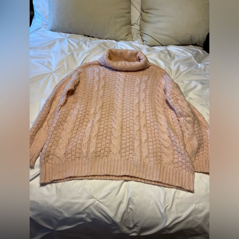 Forever 21 small pink turtle neck sweater